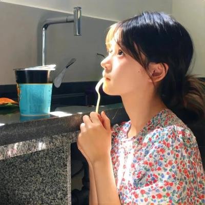 狂覗海报